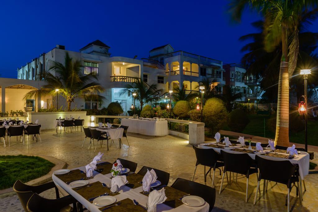 Quality Inn Palms Gāndhīdhām Zewnętrze zdjęcie