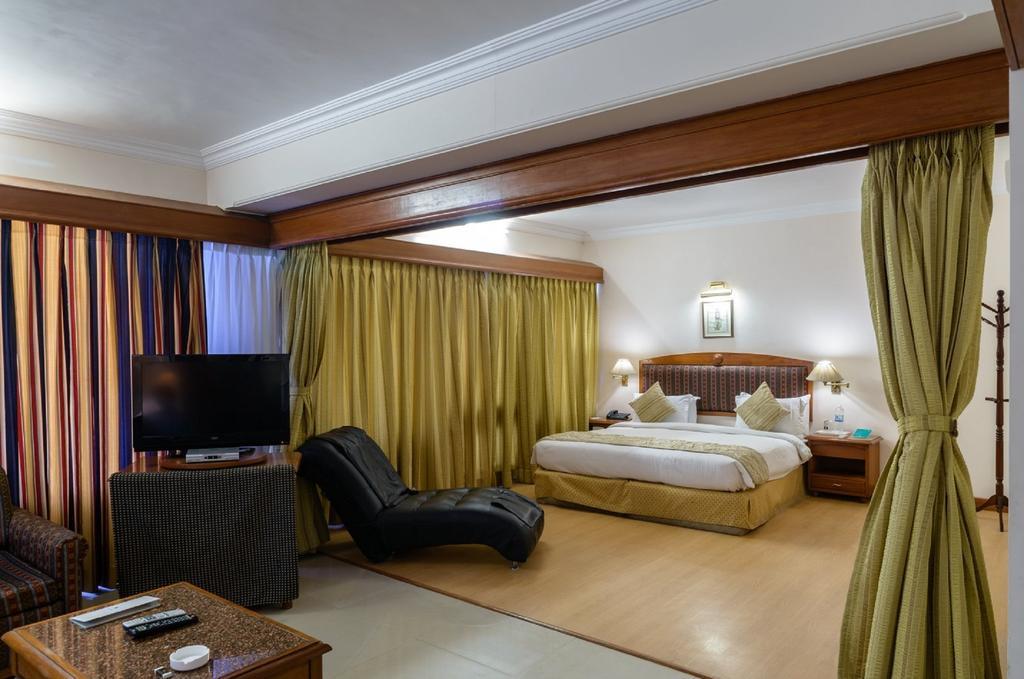 Quality Inn Palms Gāndhīdhām Zewnętrze zdjęcie